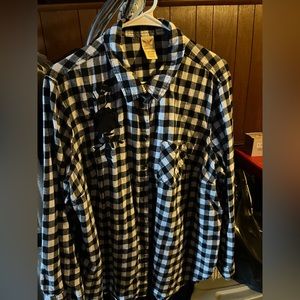Cute black and white checkered shirt with a decorative black rose on the chest.
